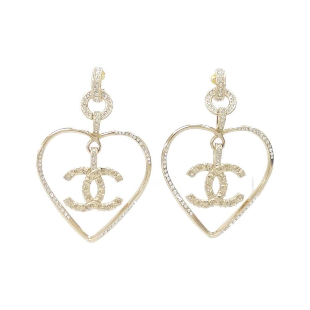 CHANEL White Earrings